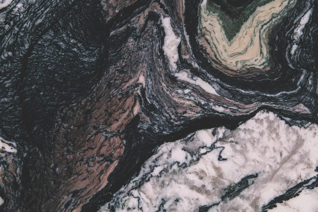 Dark marble with cream veining