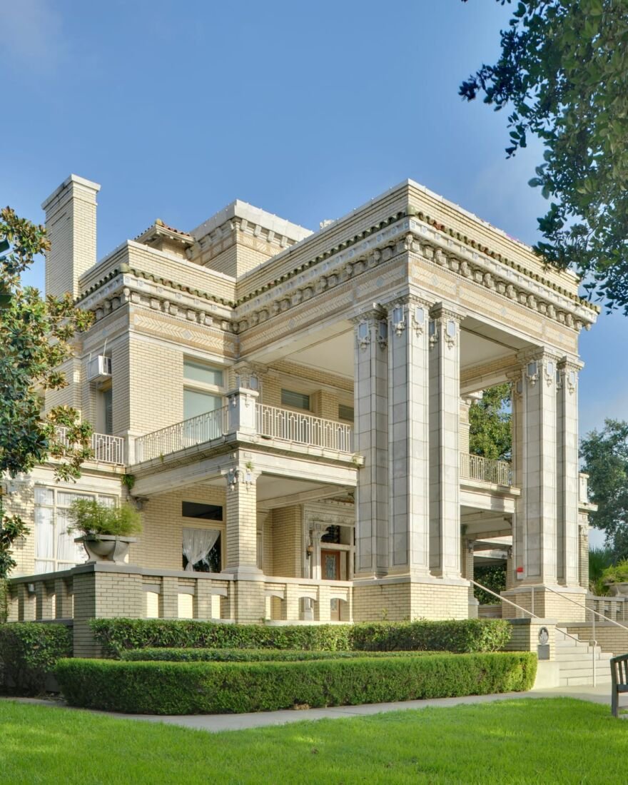 The historic Link-Lee House in Montrose, Houston
